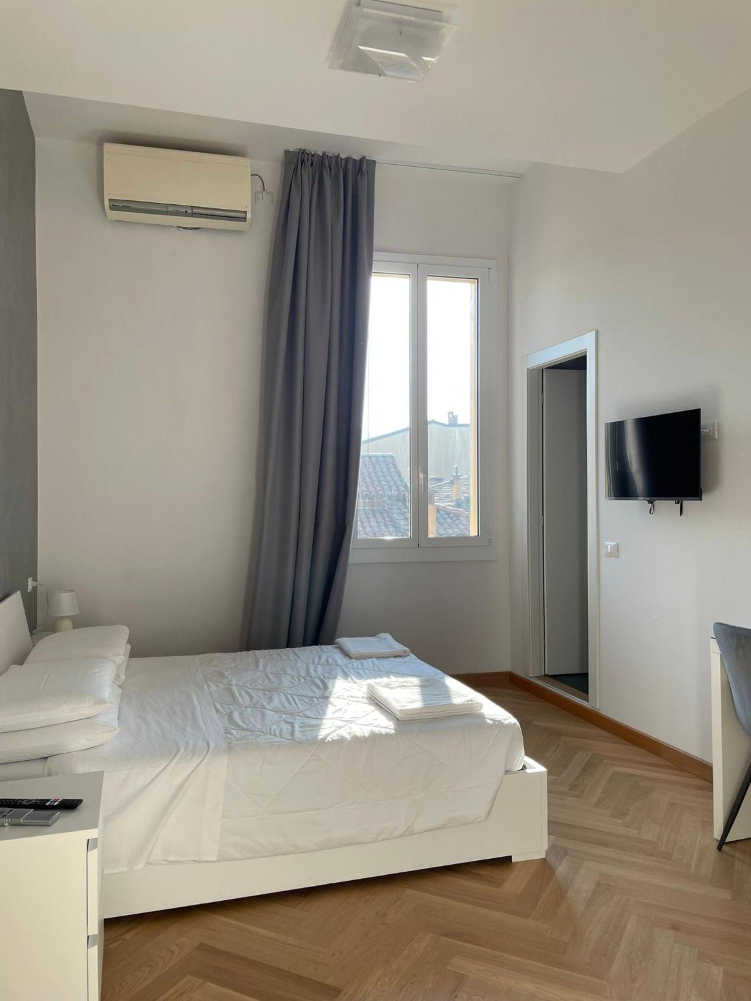 Le Suites Dell'Edera Bologna Exterior photo
